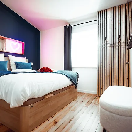 French Klss - By Prim0 C0nciergerie شقة