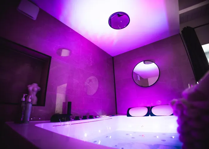 French Klss - By Prim0 C0nciergerie Apartment